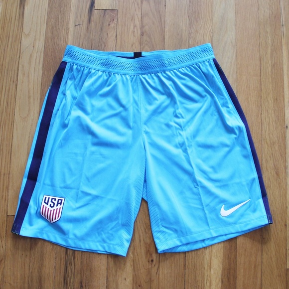 nike aeroswift soccer shorts